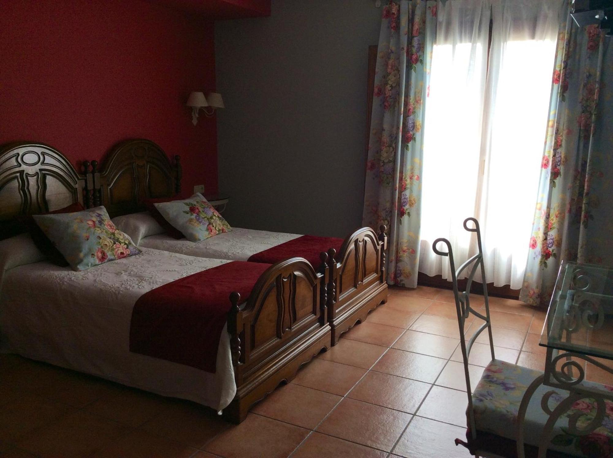 Hotel Rural Los Roturos Maestu Zewnętrze zdjęcie